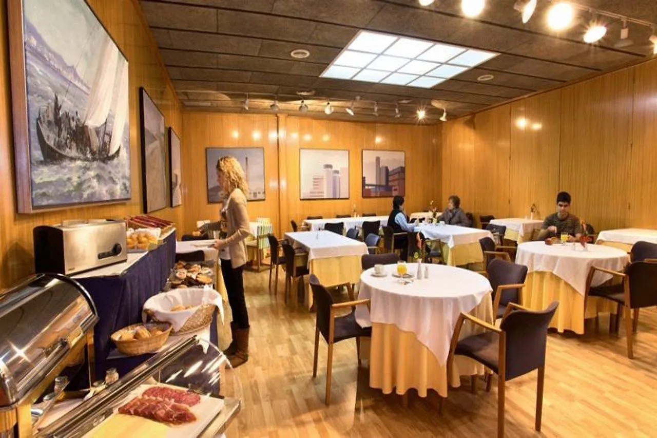 Hotel Domo Vilafranca del Penedès 4*,